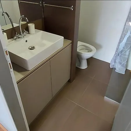 Old But Gold House Apartment *